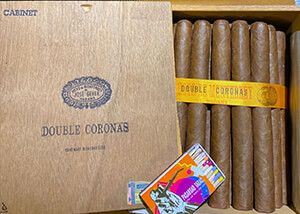 65 -Hoyo De Monterrey Double Coronas Cabinet