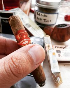 جعبه مخصوص نگهداری سیگاربرگ 5 جعبه مخصوص نگهداری سیگاربرگ