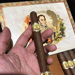 معرفی انواع سیگاربرگ 23 - Bilivar Bonitas