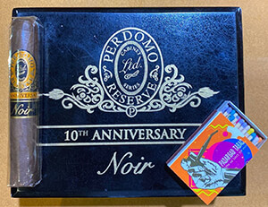 photo perdomo reserve robusto noir 10th anniversary