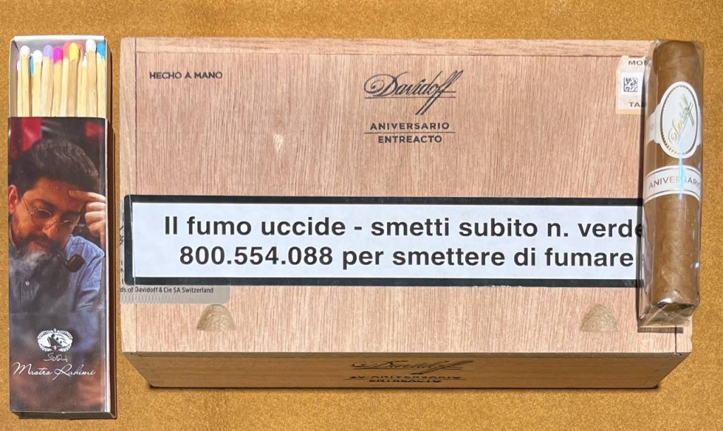 سیگار برگ دیویدوف Davidoff Aniversario Entreacto Cigar