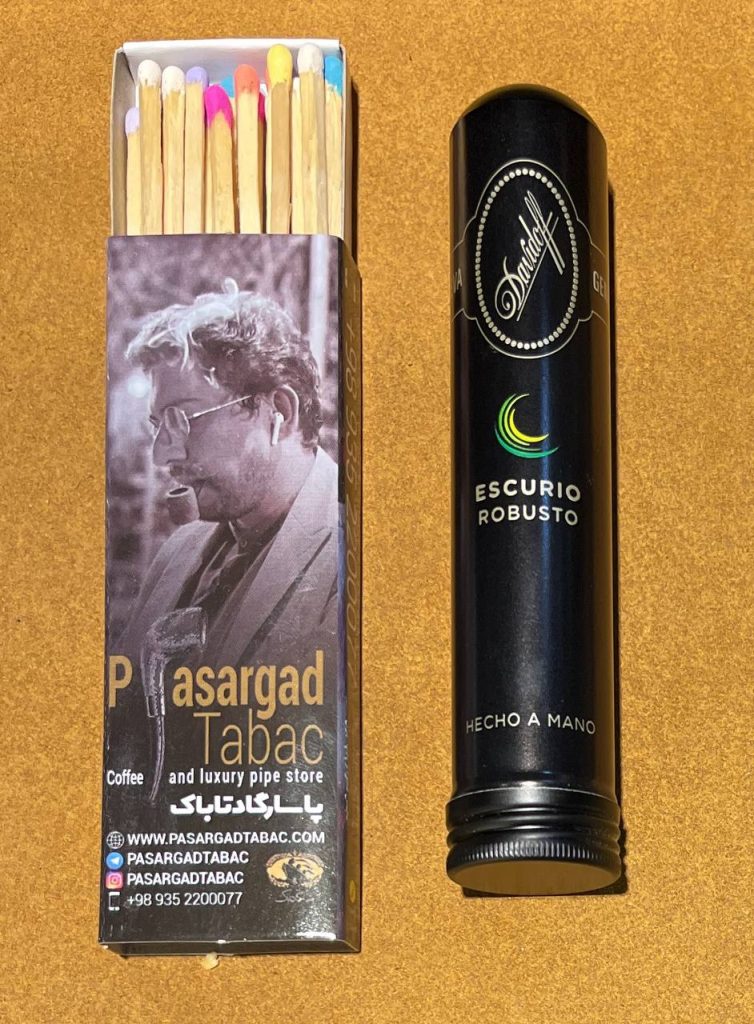 سیگار برگ دیویدوف اسکوریو روبوستو توبوس