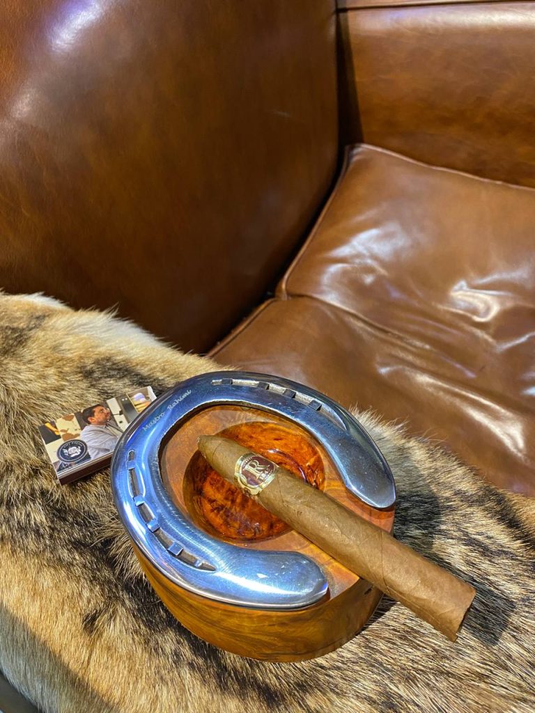 ‎سیگاربرگ کم یاب کوبایی Robaina unicos