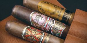 آداب سیگاربرگ کشیدن، بایدها و نبایدها، پاسارگاد تاباک، ماسترو رحیمی