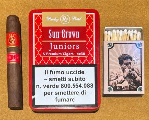 سیگاربرگ راکی ​​پاتل Sun Grown، پاسارگاد تاباک، ماسترو رحیمی