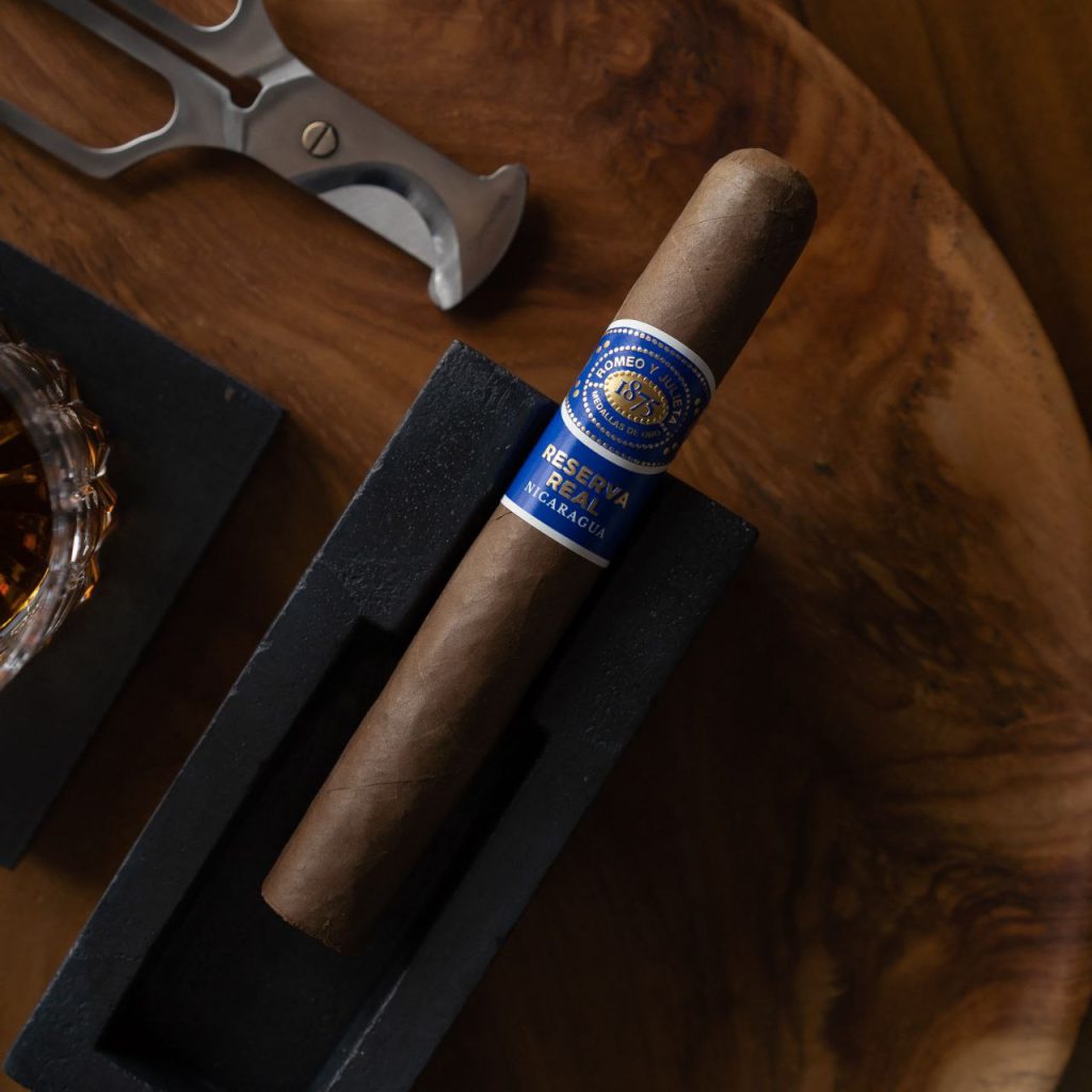 سیگاربرگ‌های جدید در سال ۲۰۲۳، پاسارگاد تاباک، ماسترو رحیمی