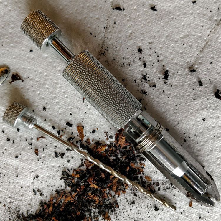 ابزار تمیزکاری پیپ، پاسارگاد تاباک، ماسترو رحیمی