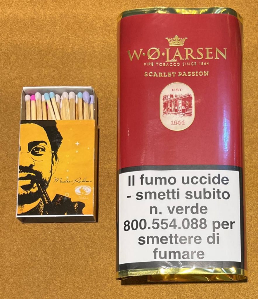 توتون WO Larsen Scarlet Passion