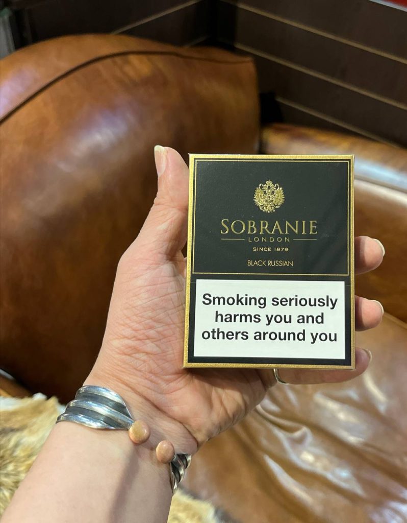 سیگار سوبرانی بلک sobranie black russian 1 سیگار سوبرانی بلک sobranie black russian