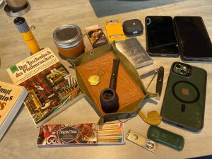 داستان کاتر های سیگاربرگ عجیب که در دست ماسترو رحیمی بود چیست ؟