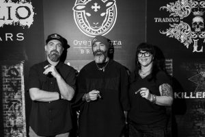 شجاعت متفاوت بودن Black Label Trading Co