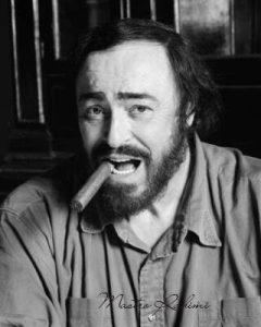 لوچیانو پاواروتی و سیگار برگ : آوای یک اسطوره اپرا آمیخته با دود