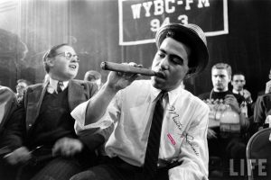 مسابقات پیپ کشی در ییل : بازتابی از فرهنگ دانشجویی دهه ۱۹۵۰ 2 هنر صبوری در تدخین : سفری به اعماق مسابقات پیپ کشیدن آهسته