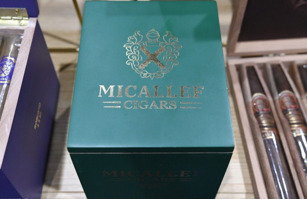 افزایش قیمت‌ های سری رنگی میکالف : تحلیلی جامع از تأثیرات اقتصادی، تعرفه‌ای و حقوقی بر صنعت سیگار برگ