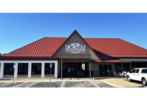 افتتاحیه اورلاندو :Cigars International