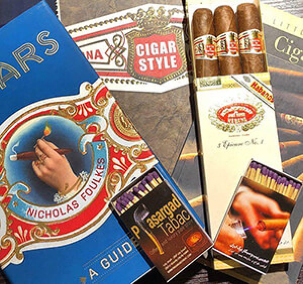 30 - Hoyo de Monterrey Epicure No.1
