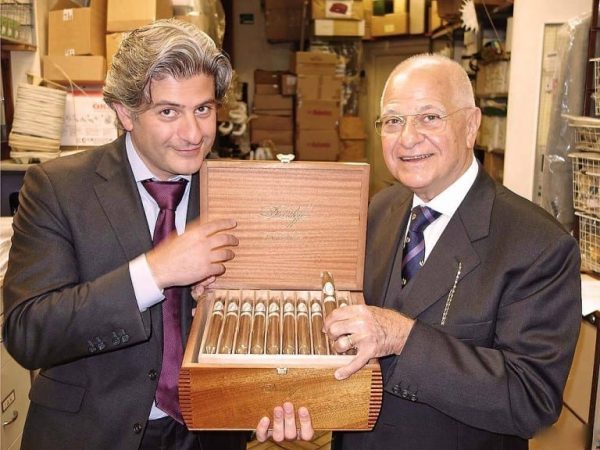 ادوارد ساهاکیان