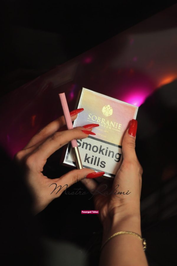 سیگار صورتی سیگار صورتی