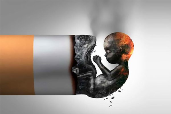 تاثیر دخانیات در کاهش باروری زنان