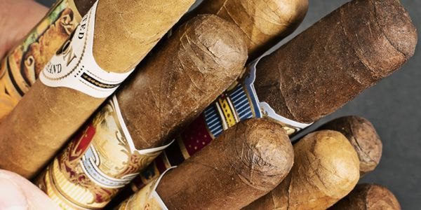 کلاهک سه لایه سیگاربرگ، ماسترو رحیمی، پاسارگاد تاباک